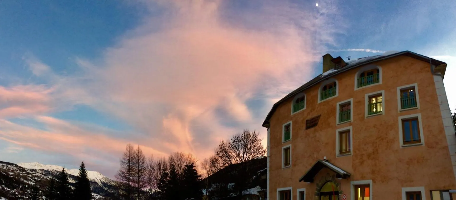 Auberge de Jeunesse HI Serre-Chevalier La Salle-les-Alpes